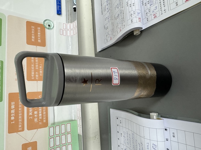 819 銀色保溫杯圖片