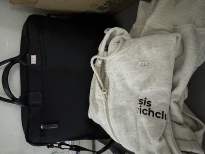 825 電腦 手機 外套圖片