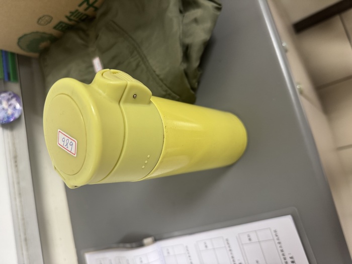 686 黃色水壺圖片