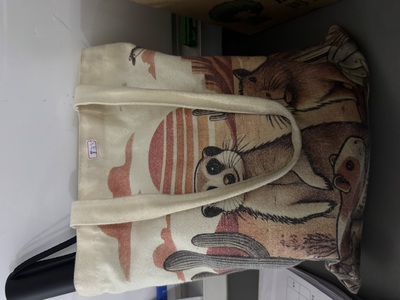 835 袋子與個人物品圖片